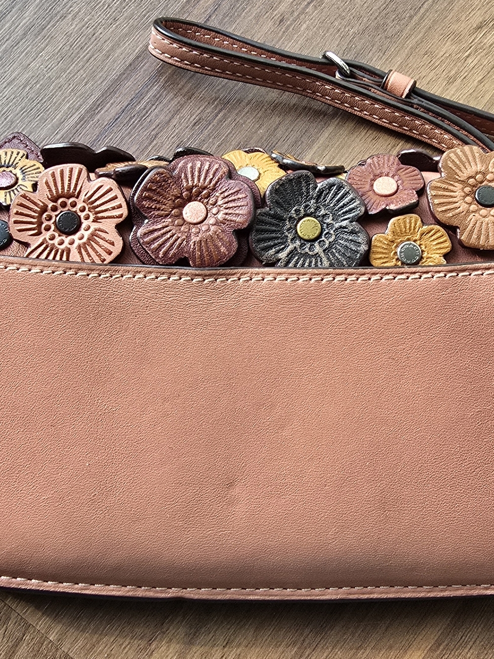 Coach Peach Floral Appliqué Wristlet - Picture 3 of 6